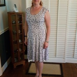 Beta Brand Round Trip Dress